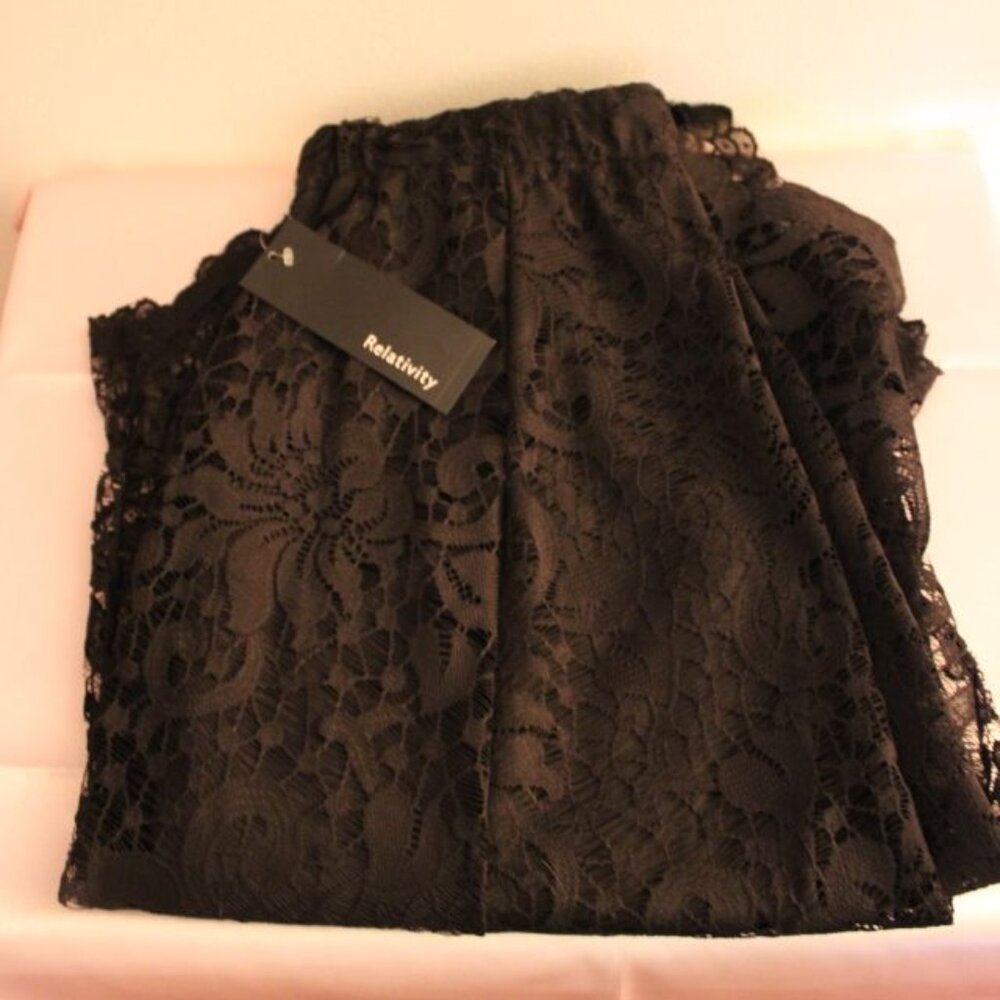 Relativity Women's Black Lace Skirt - Size S - NWT